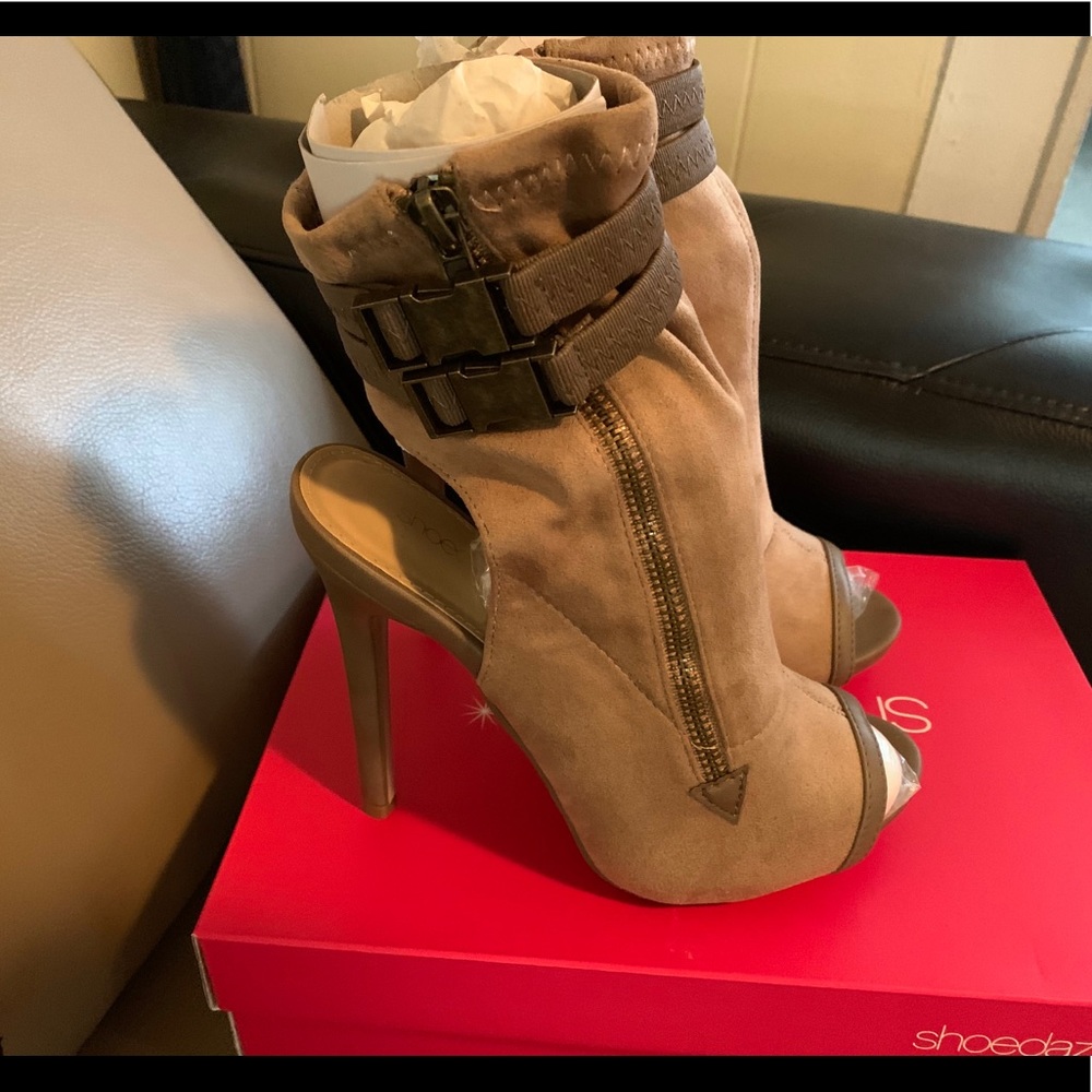 Brand New Stiletto heels